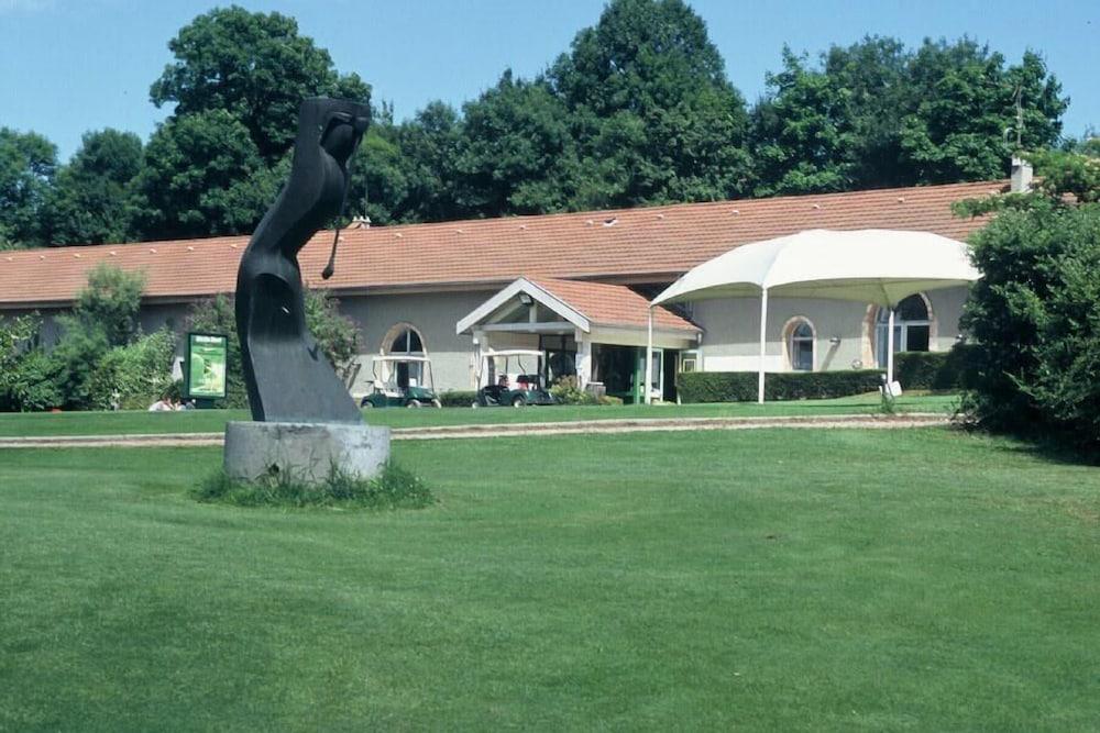 Best Western Golf D'Albon Экстерьер фото