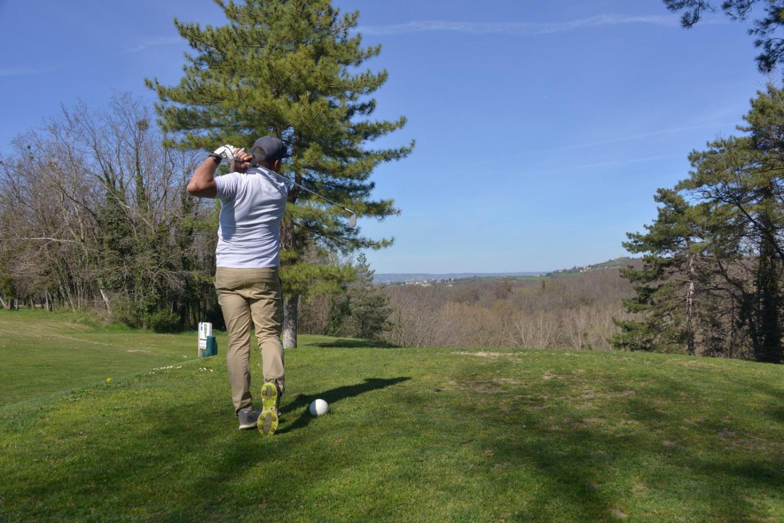 Best Western Golf D'Albon Экстерьер фото