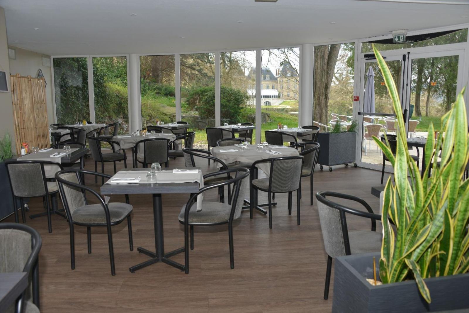 Best Western Golf D'Albon Экстерьер фото
