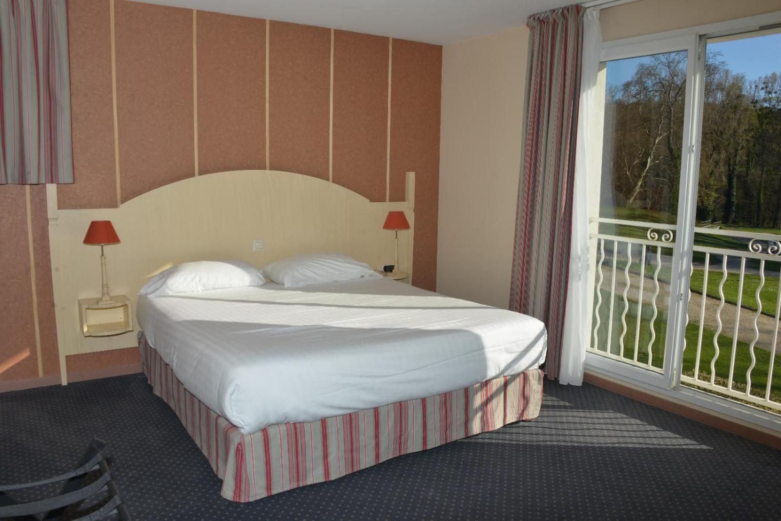 Best Western Golf D'Albon Экстерьер фото