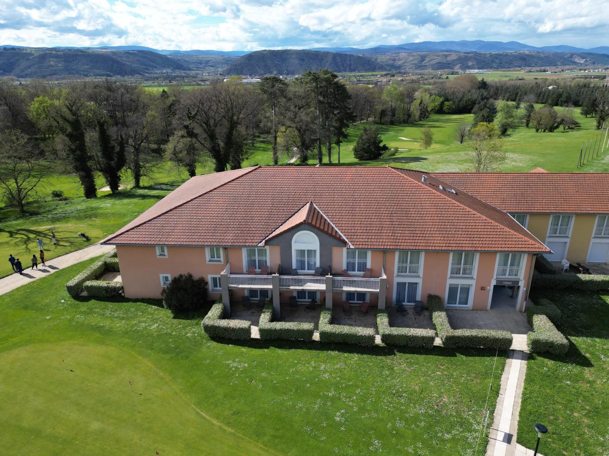 Best Western Golf D'Albon Экстерьер фото