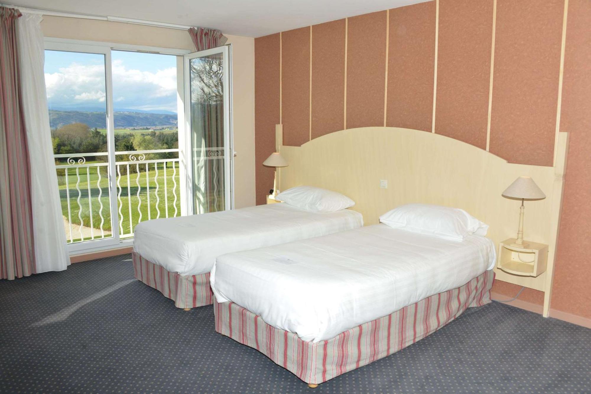 Best Western Golf D'Albon Экстерьер фото
