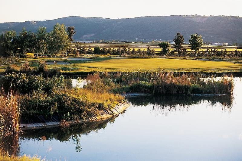 Best Western Golf D'Albon Экстерьер фото
