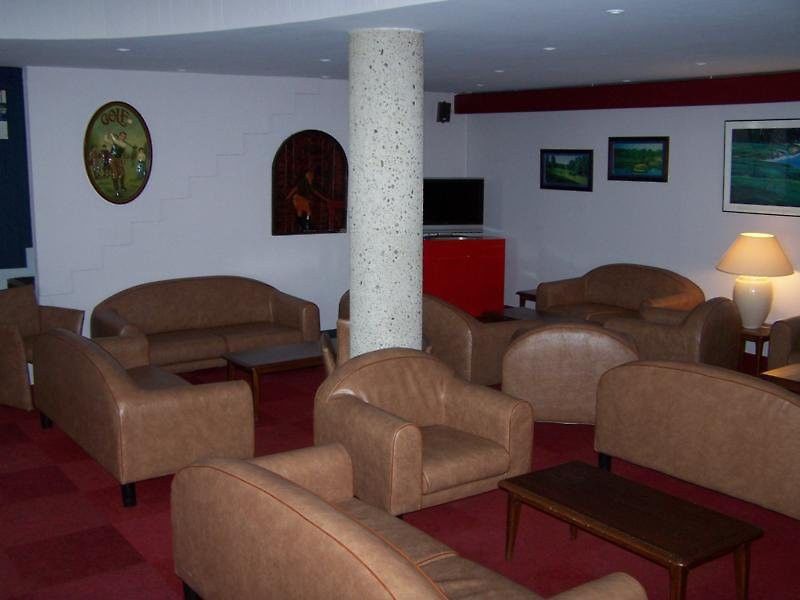 Best Western Golf D'Albon Экстерьер фото